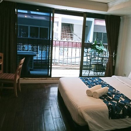 The L Hua Hin Hotell Exteriör bild