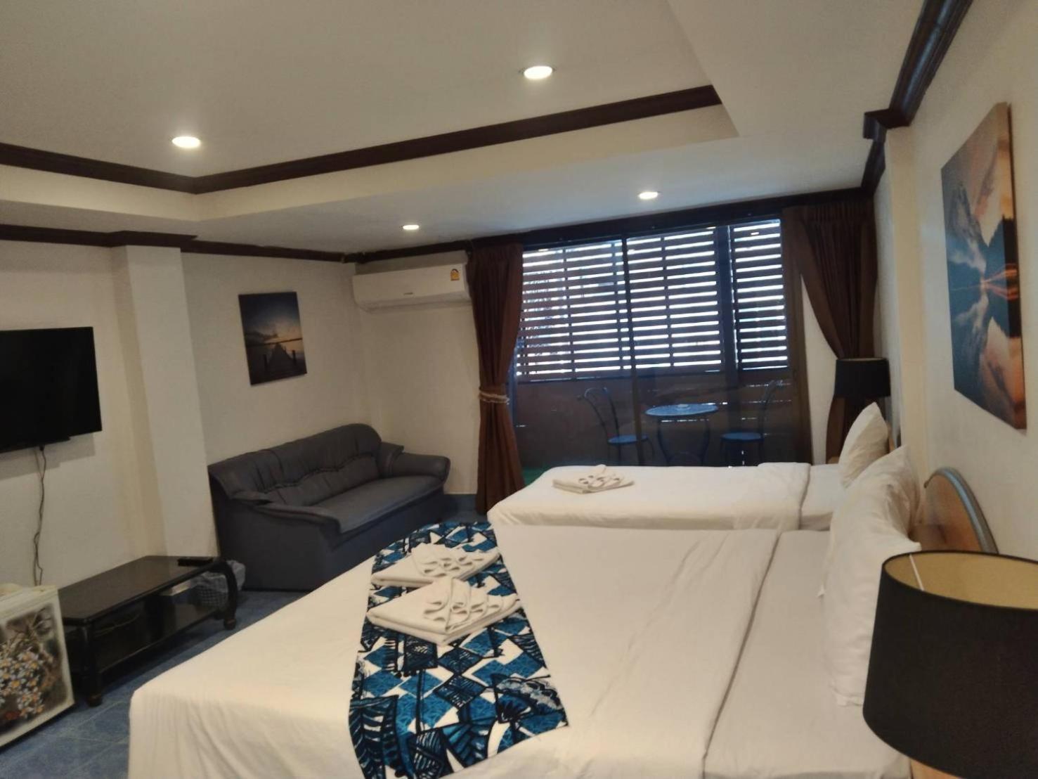 The L Hua Hin Hotell Exteriör bild